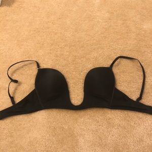 Fashion nova bra